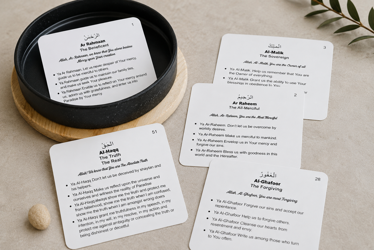 Du’a Using the 99 Names of Allah Flashcard Set